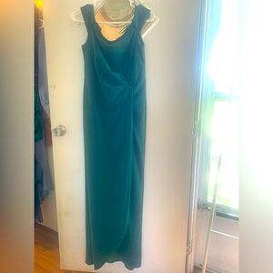 Adrianna Pappel evening dress Off Shoulder Front Slit and Rouching Sz 8